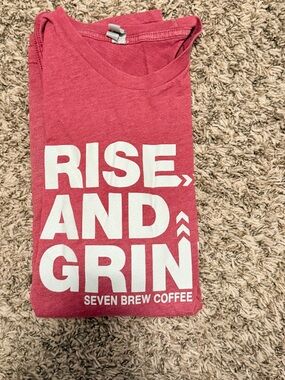 7 Brew 'Rise and Grind' Red Graphic Tee